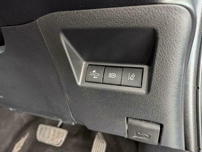 Toyota Yaris Hatchback  #19