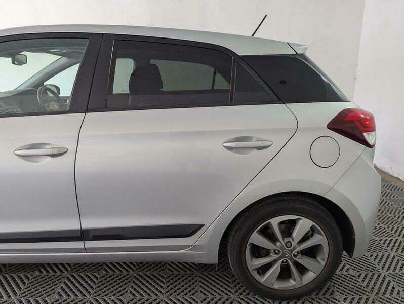 Hyundai I20 Mpi Go White #30