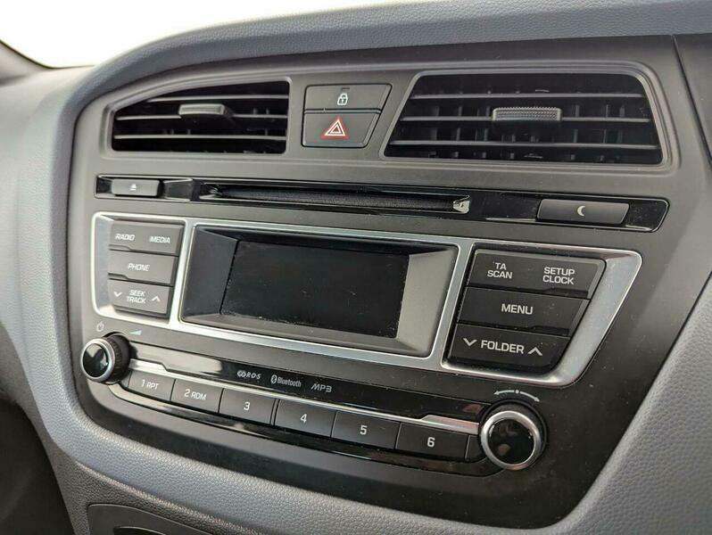 Hyundai I20 Mpi Go White #24