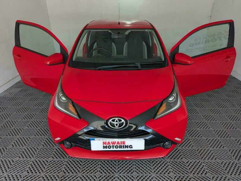 Toyota Aygo 1.0 Vvt-i X-play Euro Red #6