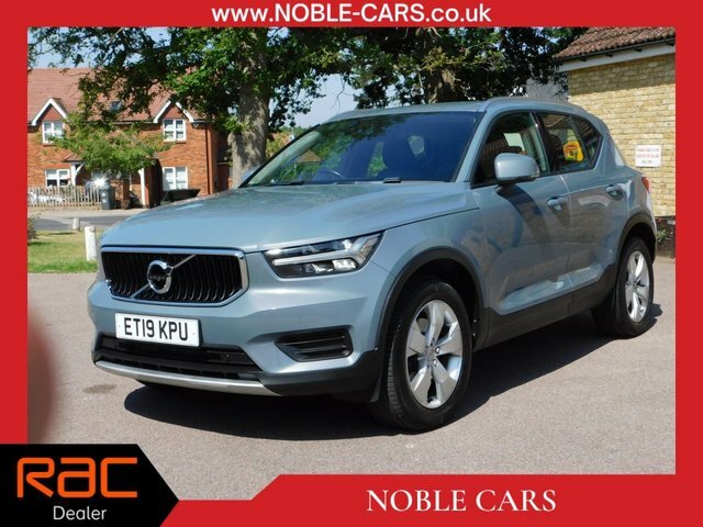 Volvo XC40 2.0 T4 Momentum Suv Euro 6 S S ET19KPU Grey