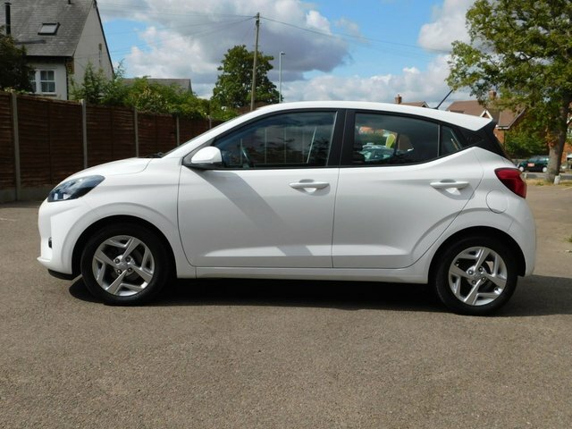 Hyundai I10 1.0 Se Connect Hatchback Euro 6 KY71WLK White #3