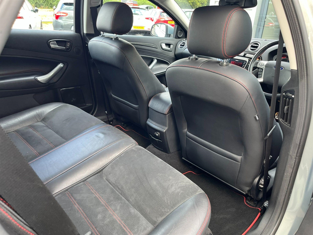 Ford Mondeo 2.0 Tdci Titanium X Silver #35