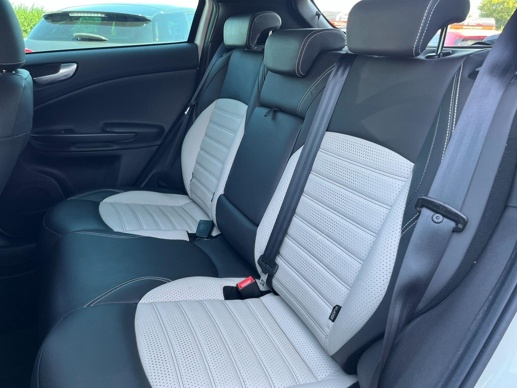 Alfa Romeo Giulietta 1.4L Speciale White #33