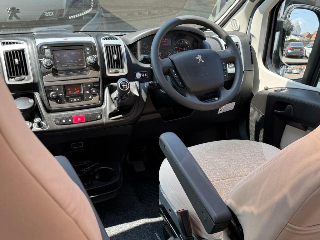 Peugeot Elddis Peugeot Boxer White #3