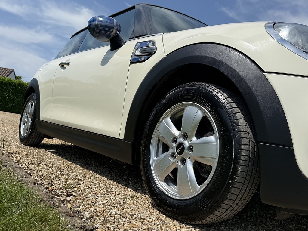 Mini Hatch Cooper Brown #2
