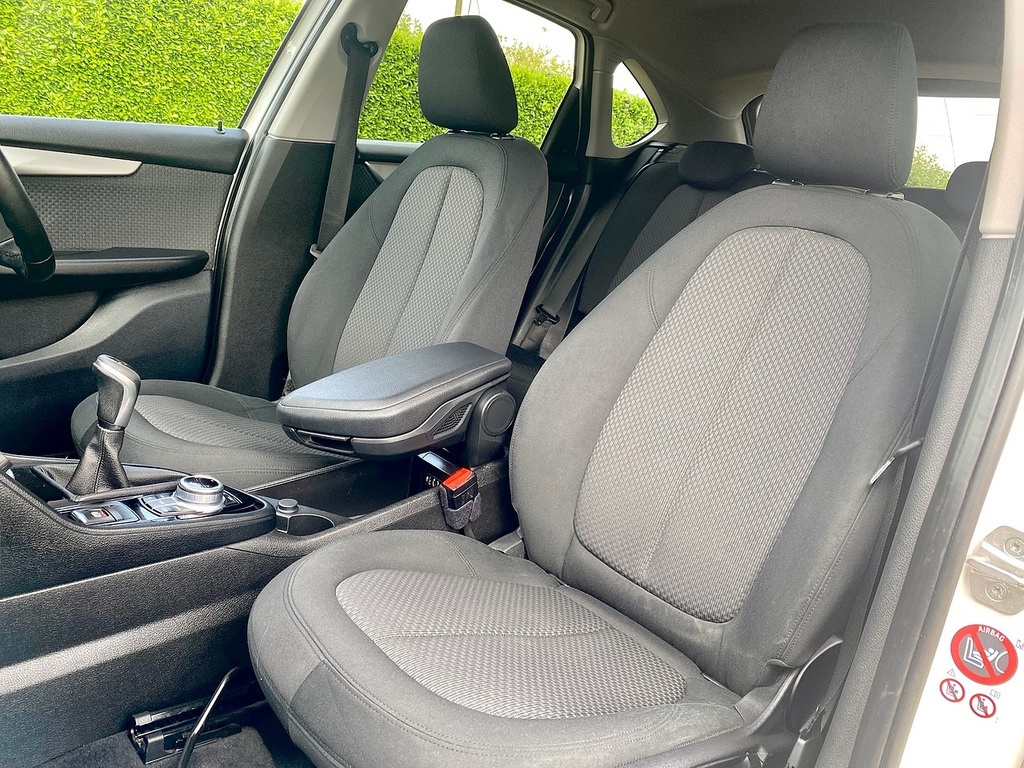 BMW 2 Series Active Tourer 218D Se White #3