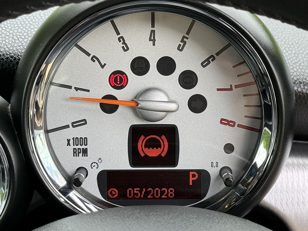 Mini Convertible 2.0 Cooper Sd Convertible 2014 Orange #37