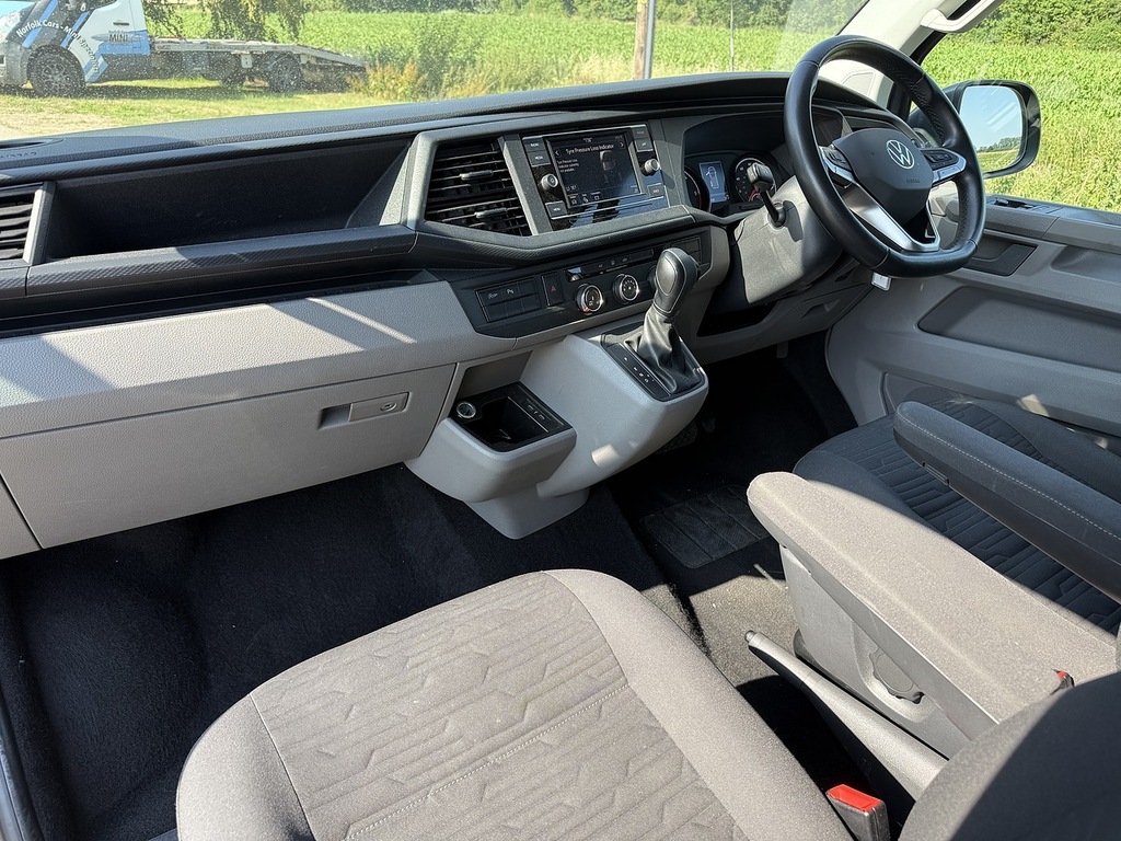 Volkswagen Transporter Shuttle Tdi Se Grey #3