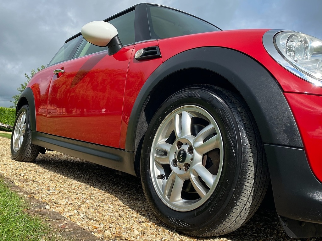 Mini Hatch Cooper AF63XKY Red #2