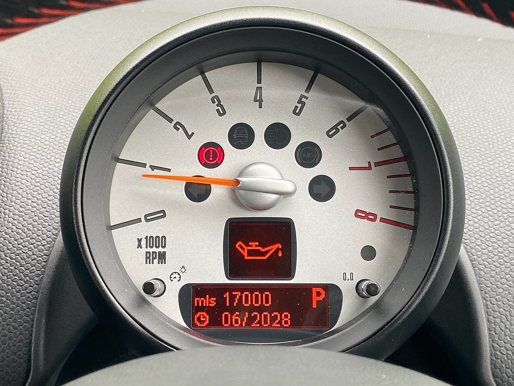 Mini Countryman One White #36