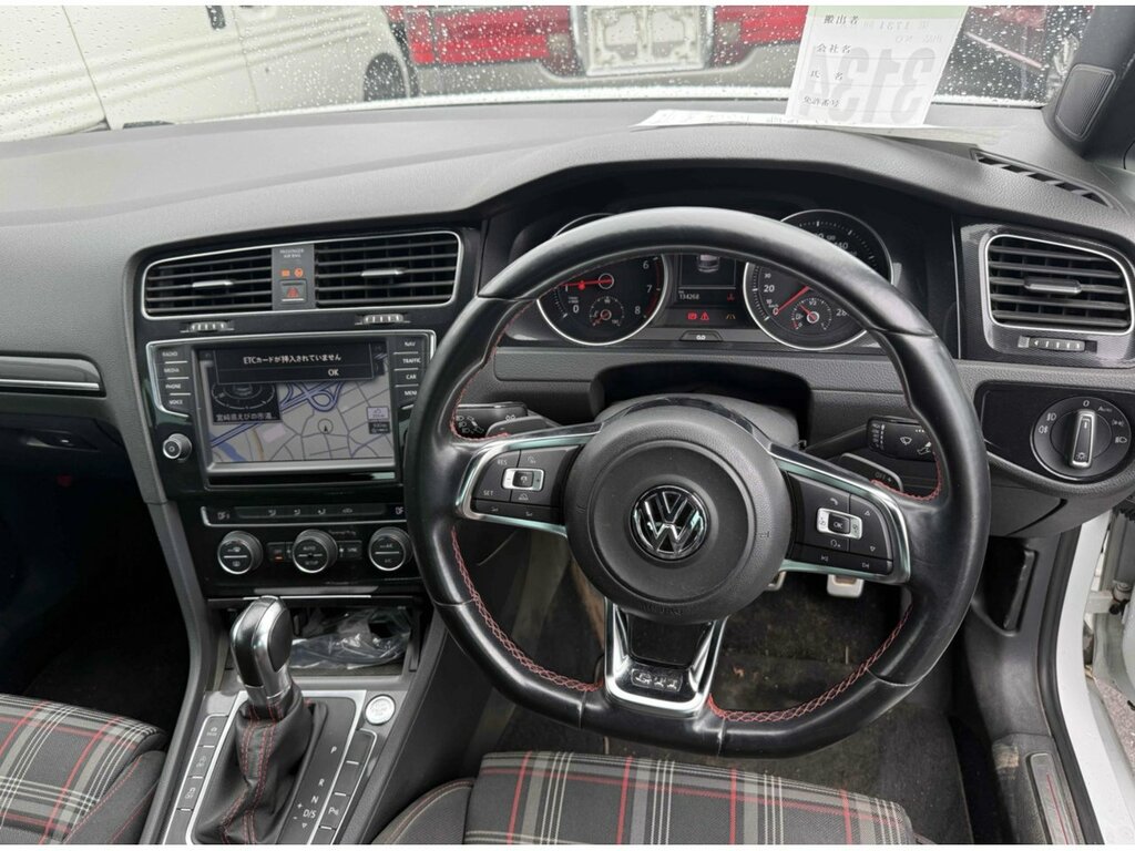 Volkswagen Golf Gti Dsg White #4