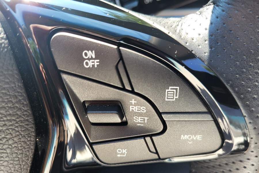 SsangYong Tivoli 1.5 Ultimate 161 Bhp Grey #13