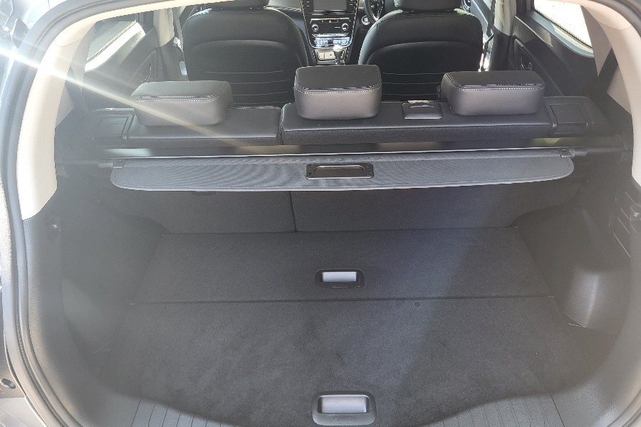 SsangYong Tivoli 1.5 Ultimate 161 Bhp Grey #18
