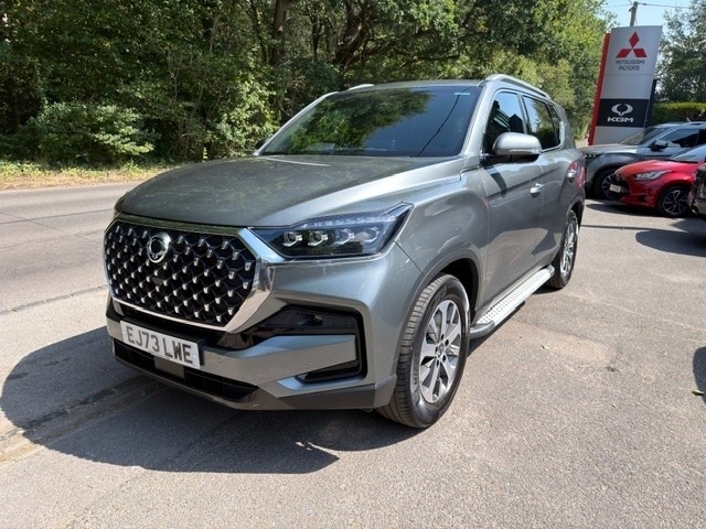 SsangYong Rexton 2.2 Ultimate Plus Black #1