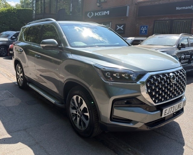 SsangYong Rexton 2.2 Ultimate Plus Black #3
