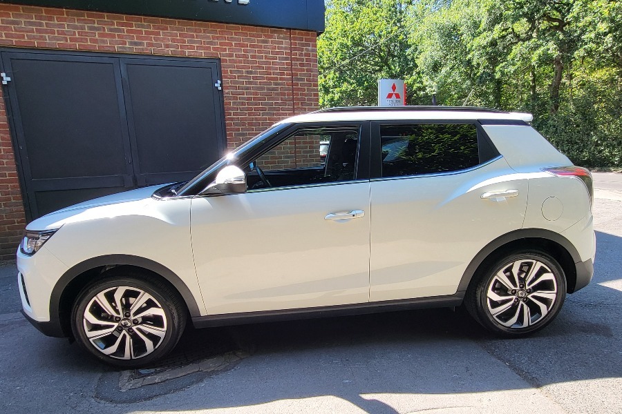 SsangYong Tivoli Ssangyong Tivoli 1.5 Ultimate Suv Au... White #3
