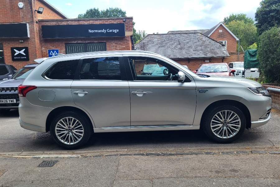 Mitsubishi Outlander Mitsubishi Outlander Phev 2.4H Twinmotor 13.8Kw... Silver #6