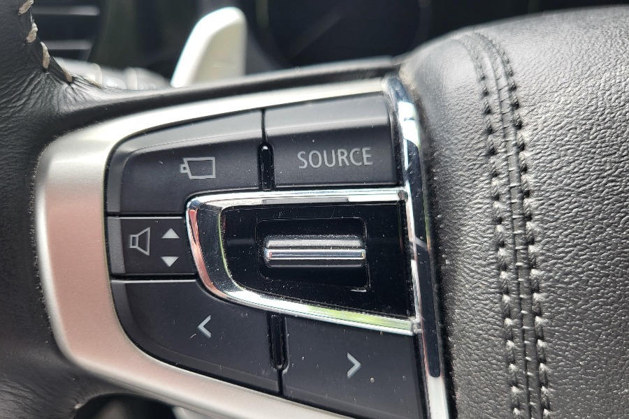 Mitsubishi Outlander Outlander 4H Phev Cvt Black #13