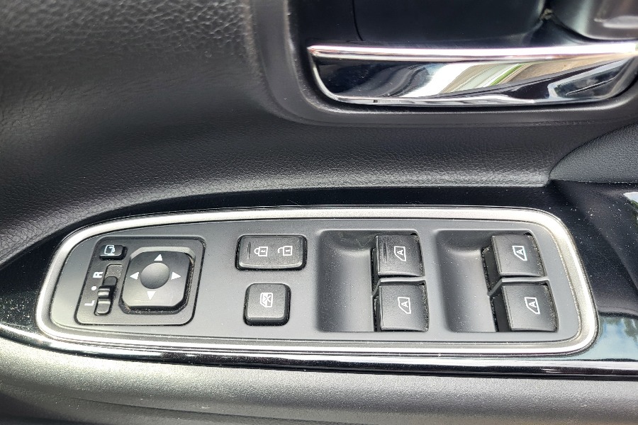 Mitsubishi Outlander Outlander 4H Phev Cvt Black #9