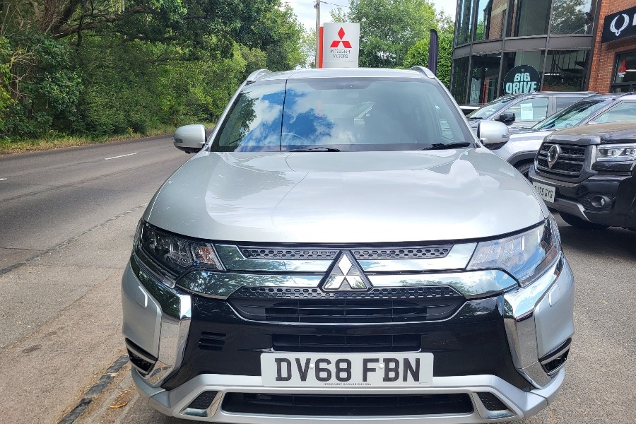 Mitsubishi Outlander Outlander 4H Phev Cvt Black #8