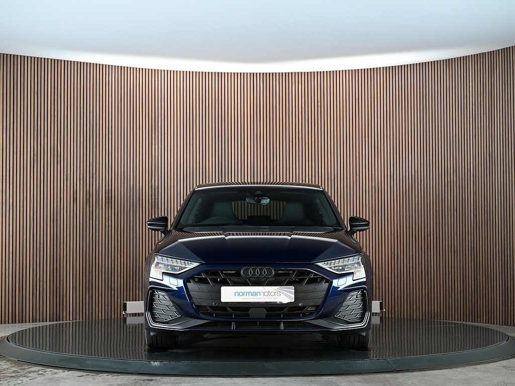 Audi A3 1.5 Tfsi 35 Black Edition Sportback S T FT74CLY Blue #4