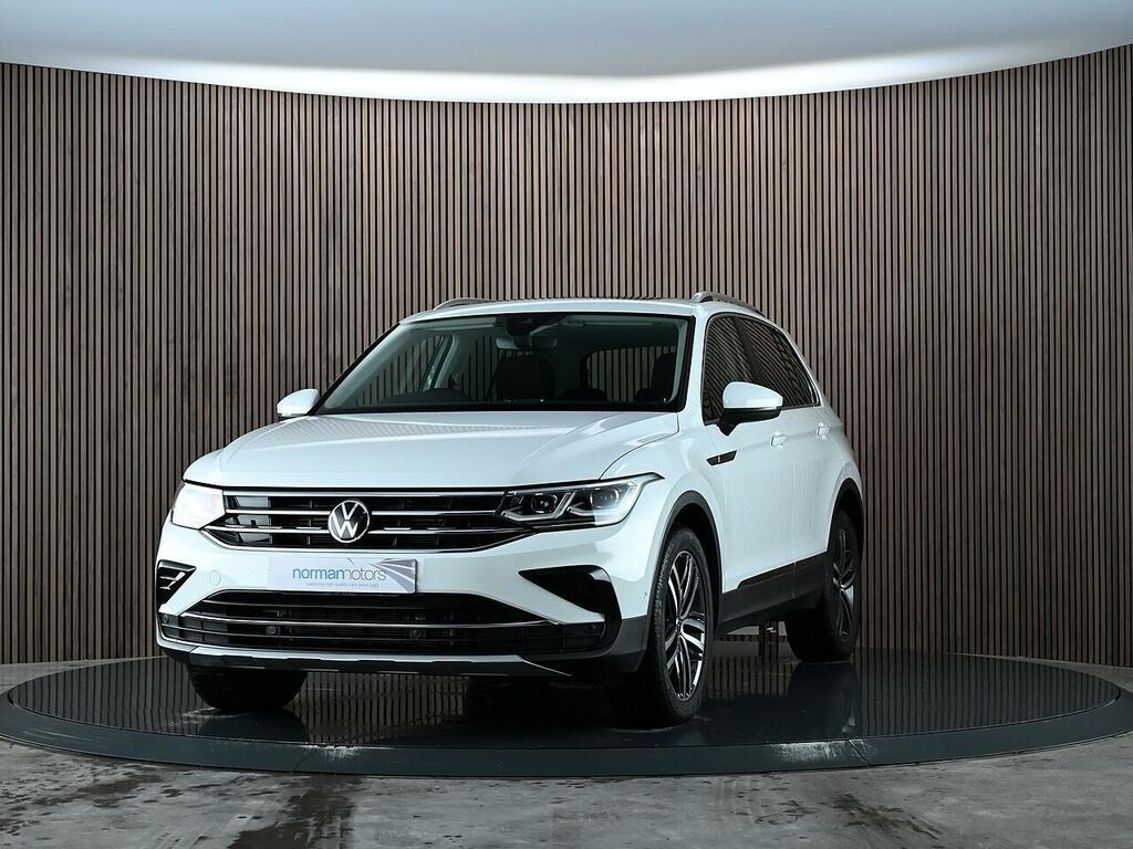 Volkswagen Tiguan 1.5 Tsi Elegance Suv Dsg Euro 6 Ss SJ21XNV White #6