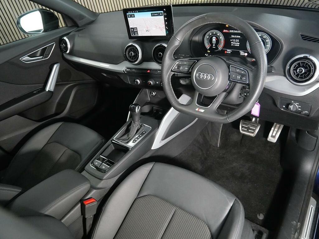 Audi Q2 1.5 Tfsi Cod 35 Black Edition Suv S Tro MD24XEY Blue #3