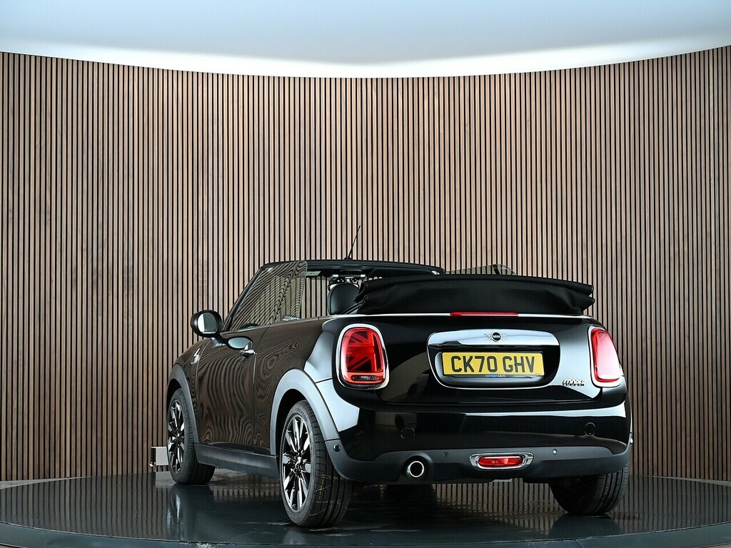 Mini Convertible 1.5 Cooper Exclusive Convertible Black #5