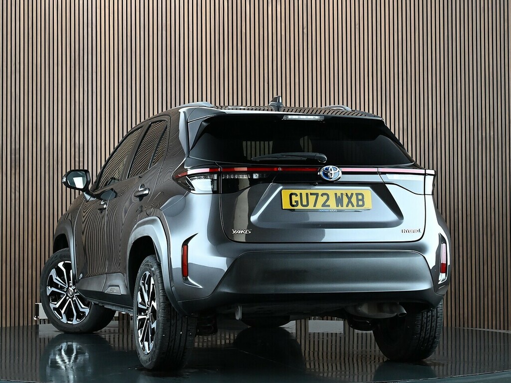 Toyota Yaris Cross 1.5 Vvt-h Design Suv Hybrid E-cvt Euro Grey #2