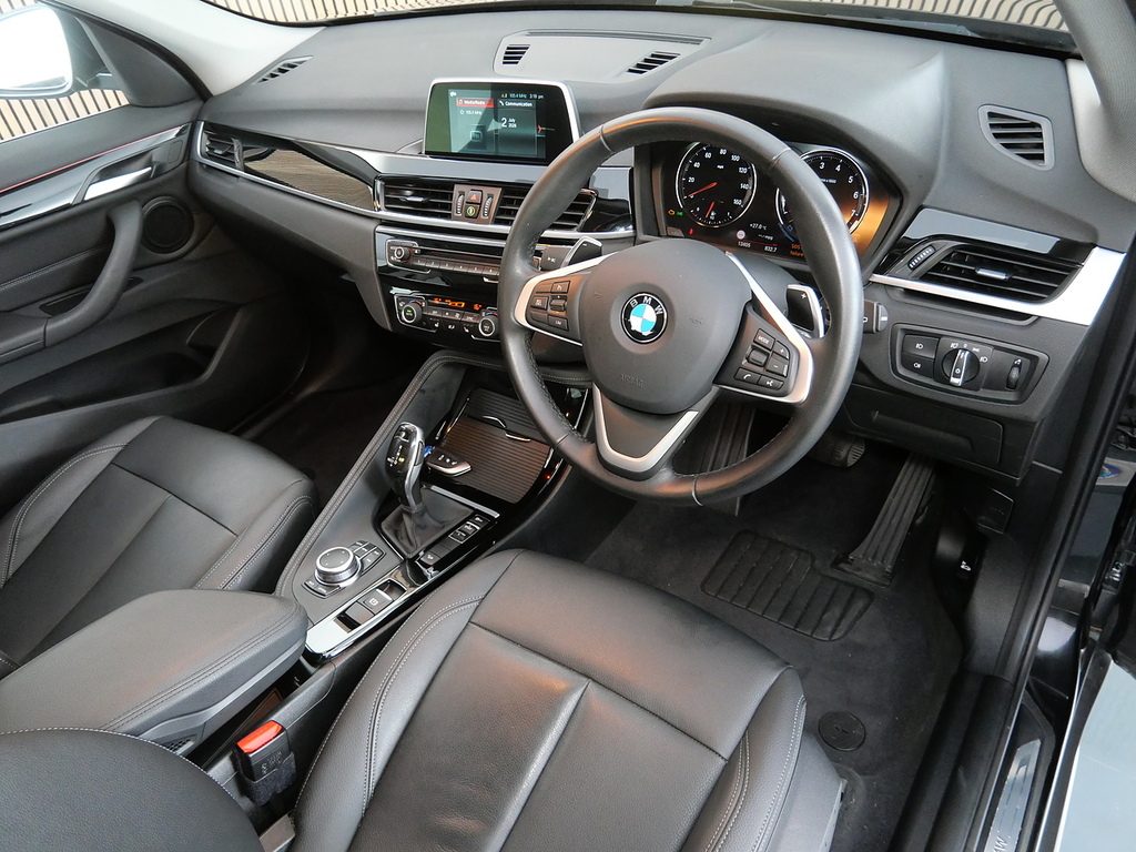 BMW X1 2.0 20I Gpf Xline Suv Xdrive Euro Black #3