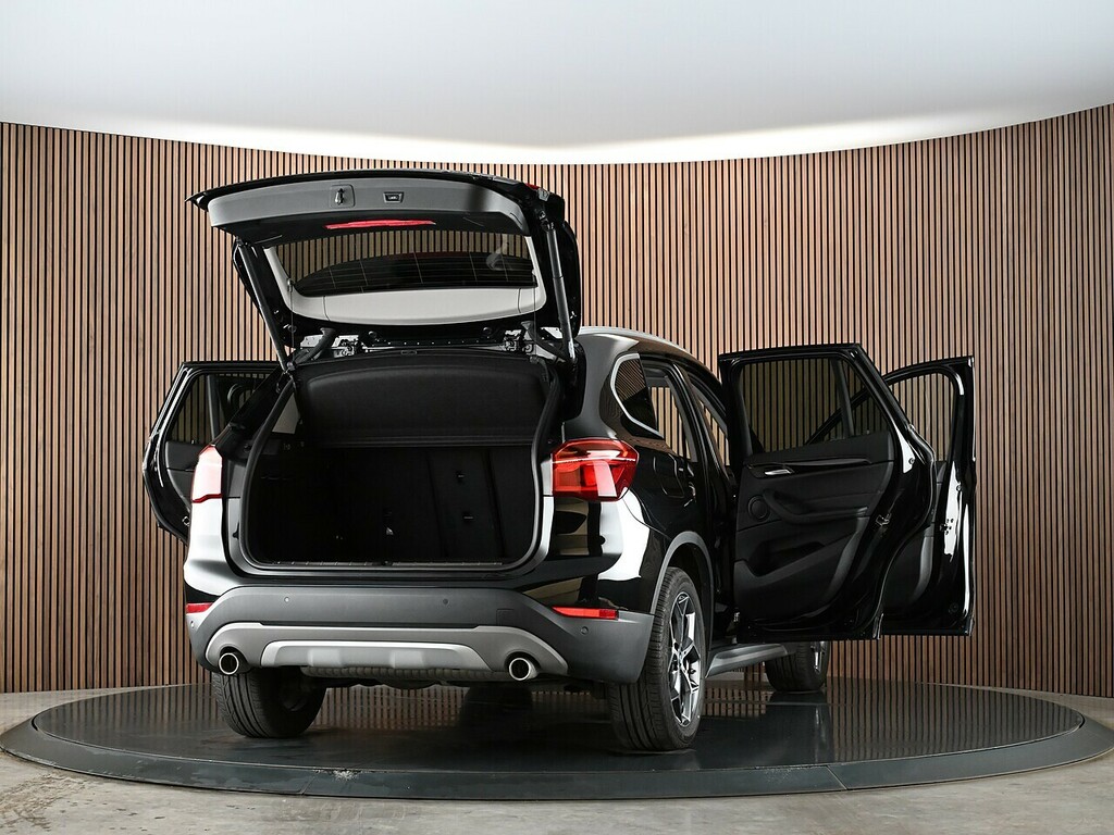 BMW X1 2020 2.0 20I Xline Suv Dct Sdrive Euro Black #14