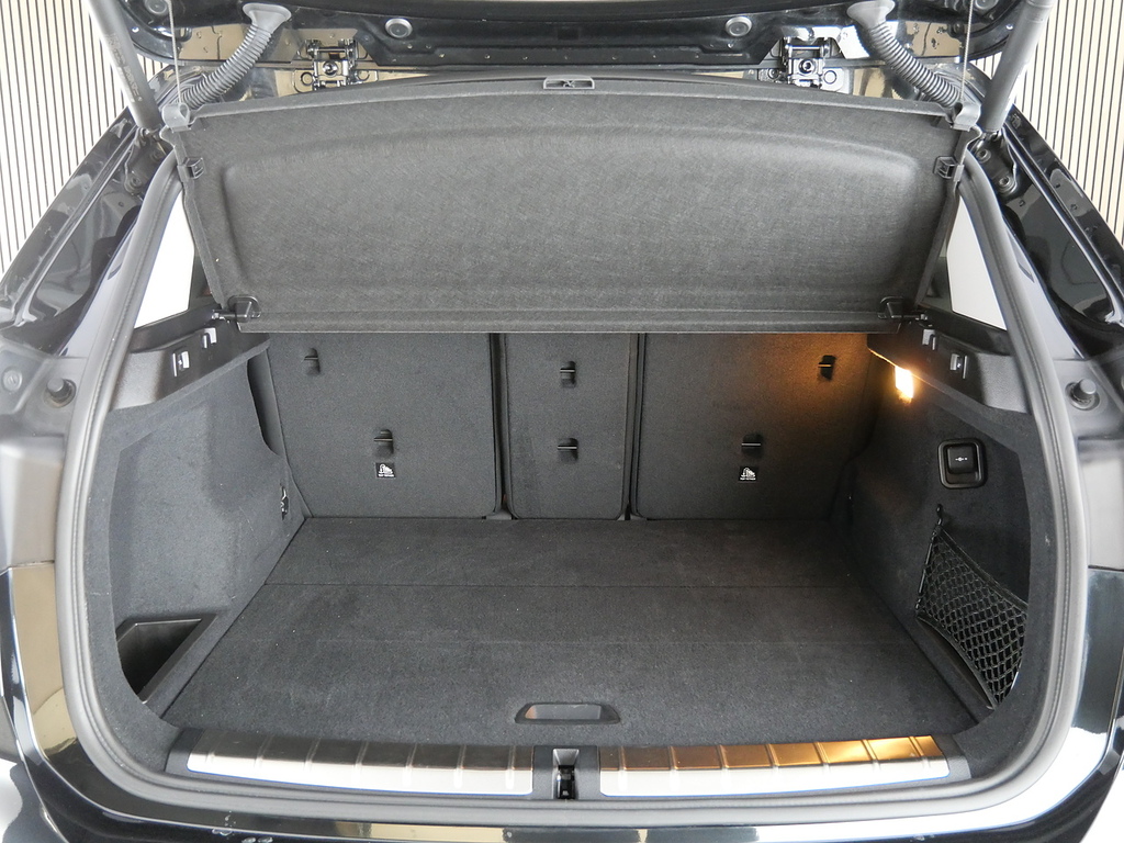 BMW X1 2020 2.0 20I Xline Suv Dct Sdrive Euro Black #37