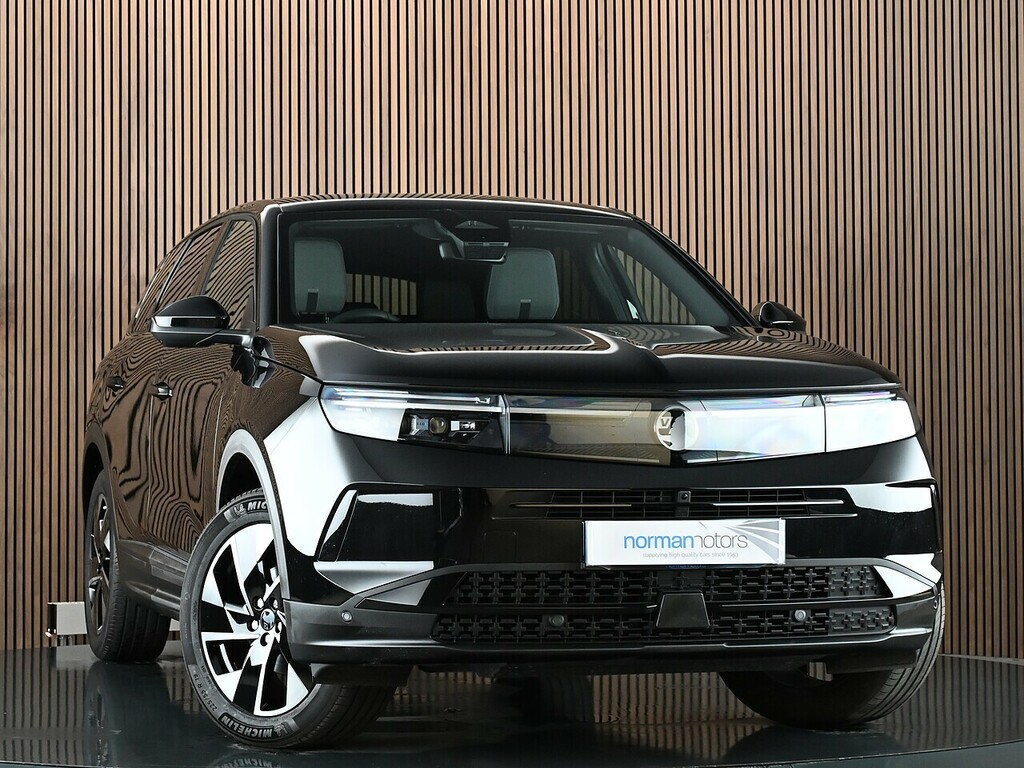 Vauxhall Grandland 1.2 Ultimate Suv Hybrid E-dct Euro 6 S Black