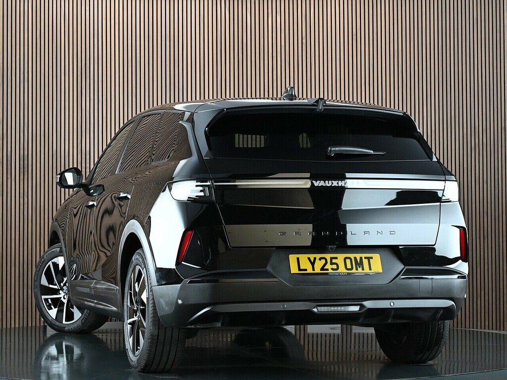 Vauxhall Grandland 1.2 Ultimate Suv Hybrid E-dct Euro 6 S Black #2