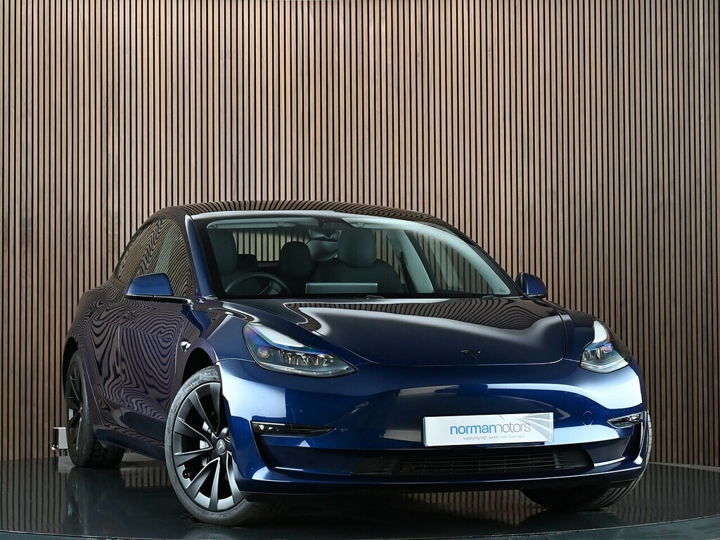 Tesla Model 3 Dual Motor Long Range Saloon 4 Blue
