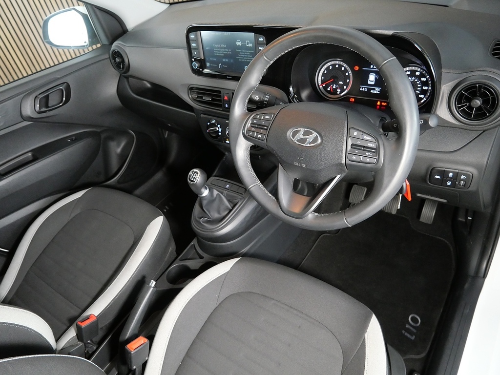 Hyundai I10 1.2 Se Connect Hatchback Euro 6 White #2