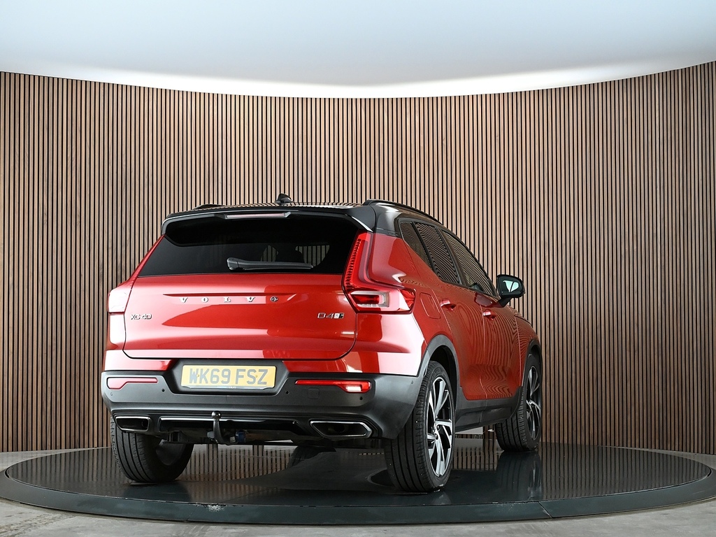 Volvo XC40 2.0 T5 R Design Pro Awd Geartronic Estate Red #7
