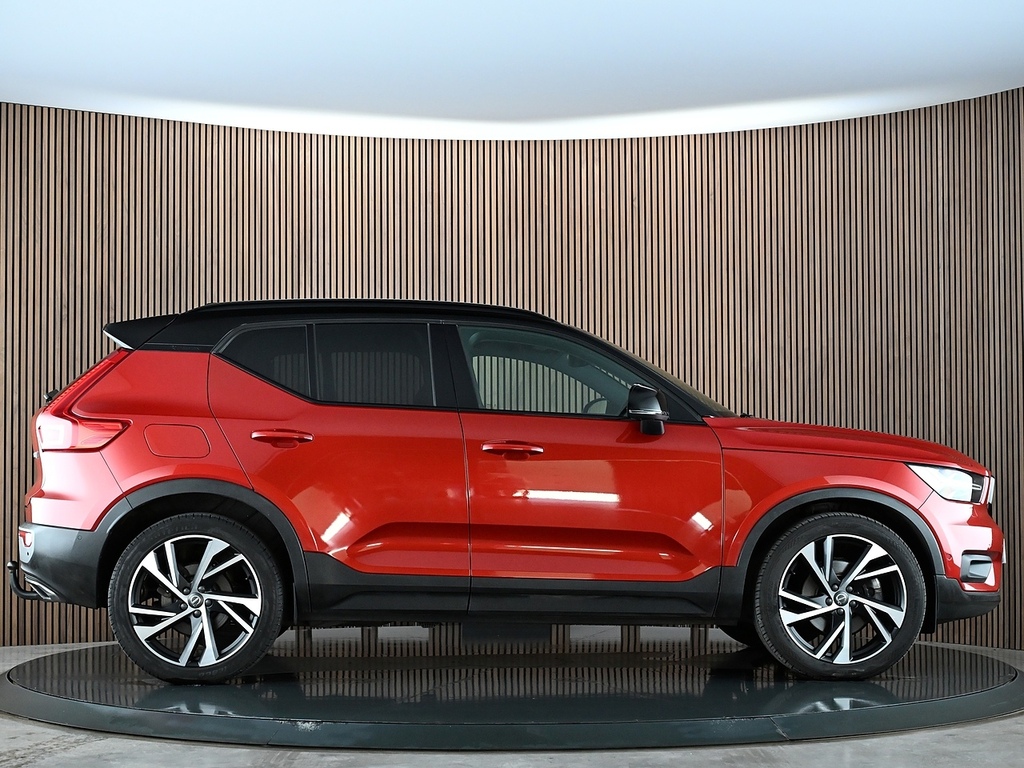 Volvo XC40 2.0 T5 R Design Pro Awd Geartronic Estate Red #8