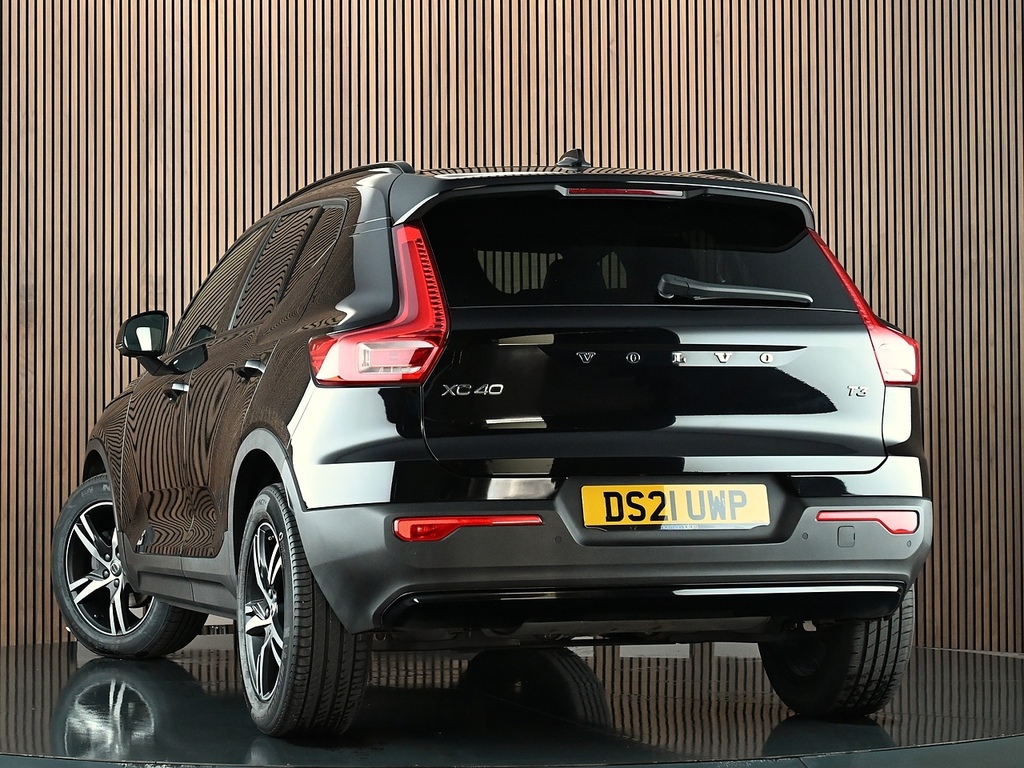 Volvo XC40 1.5 T3 R-design Suv Euro 6 Ss Black #2