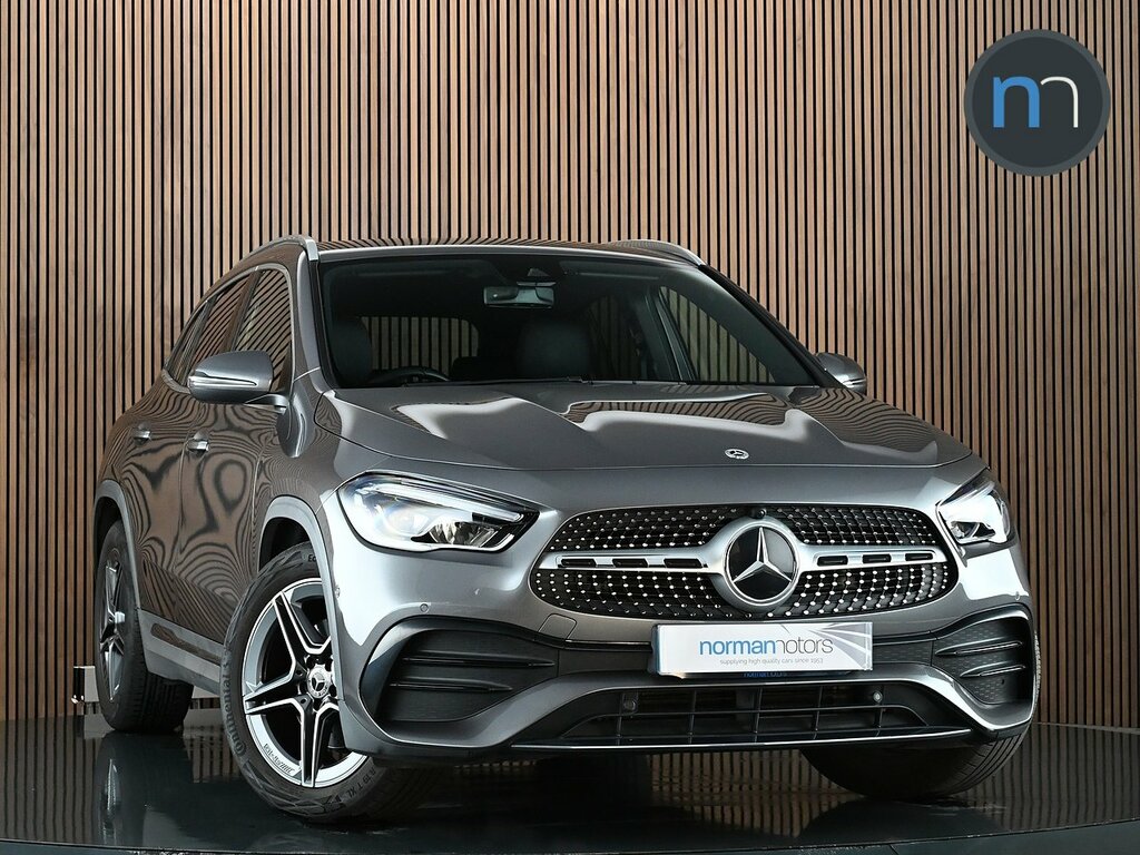 Mercedes-Benz GLA Class 1.3 Gla200 Amg Line Premium Suv 7G-dc Grey