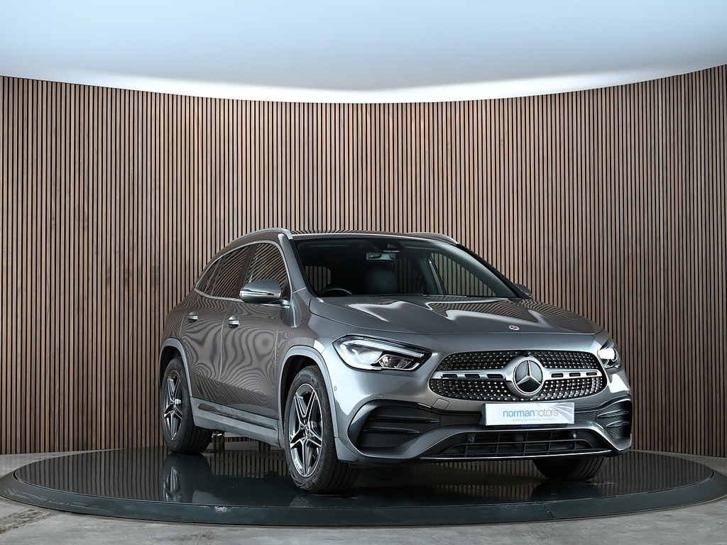 Mercedes-Benz GLA Class 1.3 Gla200 Amg Line Premium Suv 7G-dc Grey #4