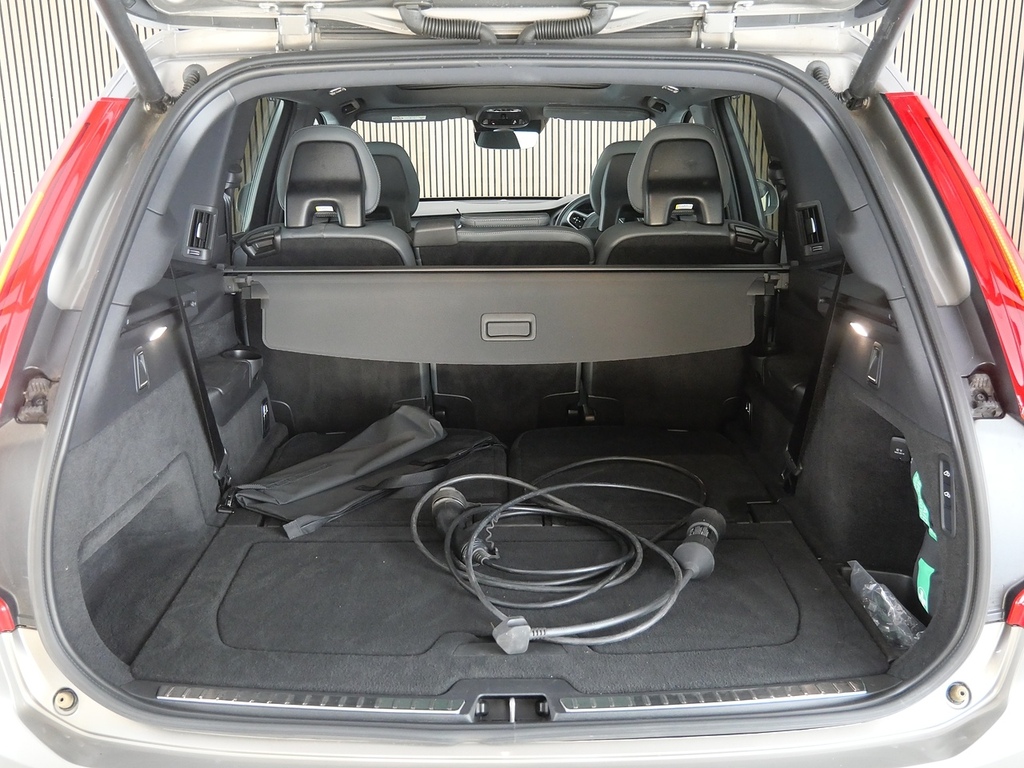 Volvo XC90 T8 Recharge Inscription Pro, Plug-in Hyb21alloys Black #46