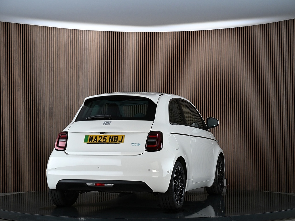 Fiat 500E Standard Gold #9