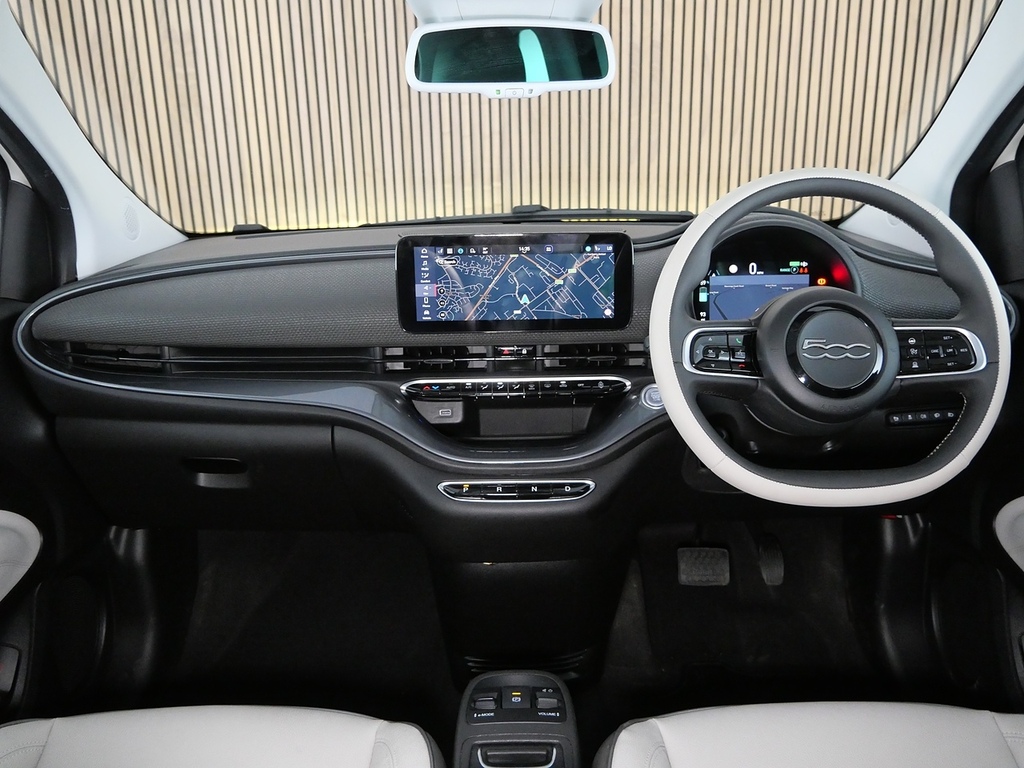 Fiat 500E Standard Gold #30
