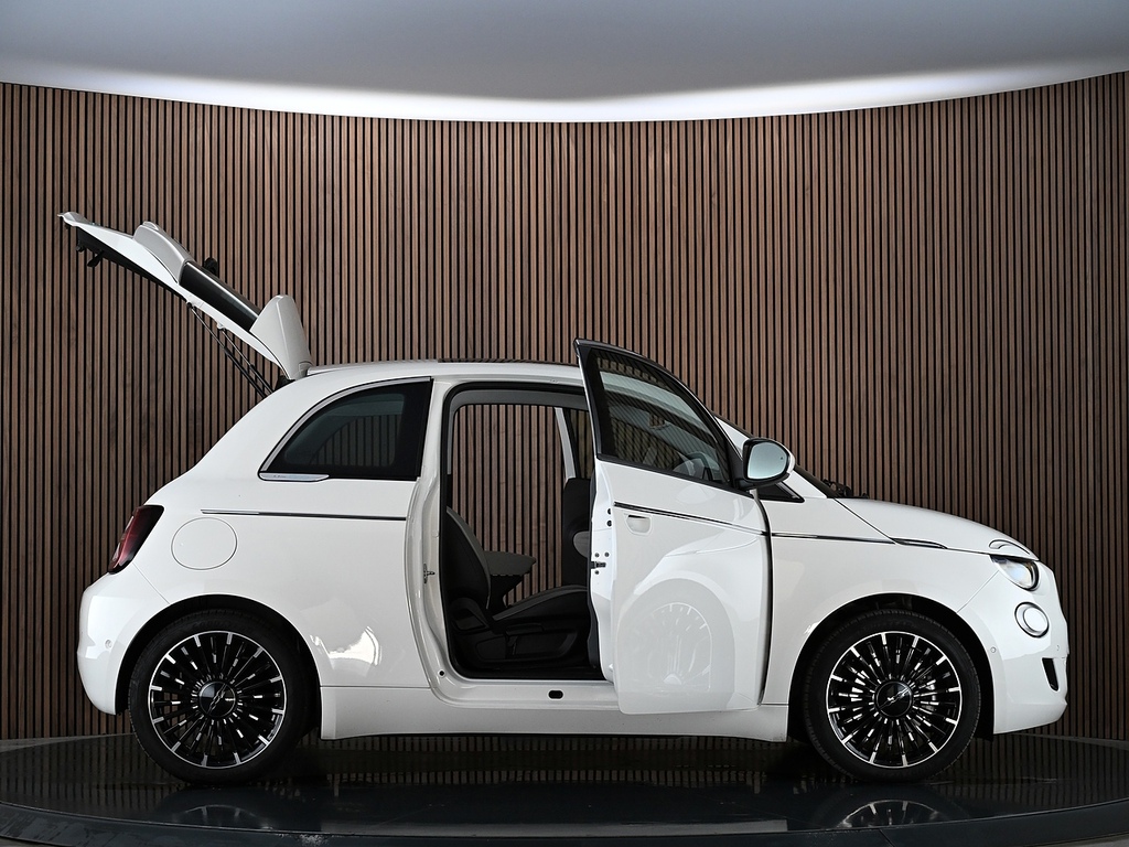 Fiat 500E Standard Gold #18