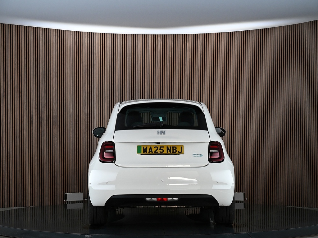 Fiat 500E Standard Gold #8