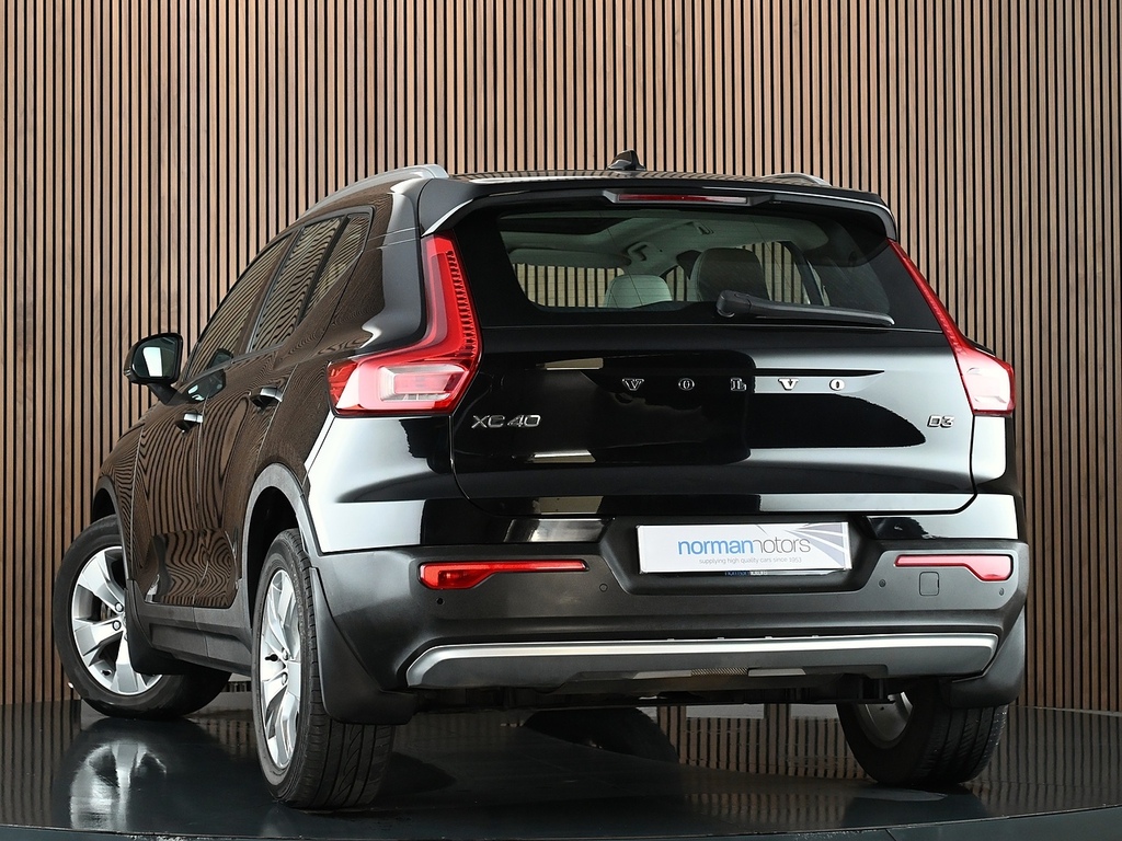 Volvo XC40 2.0 D3 Momentum Suv Euro 6 Ss Black #2