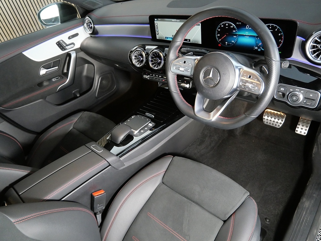 Mercedes-Benz CLA Class 1.3 Cla200 Amg Line Night Edition Premium Plus C Black #3