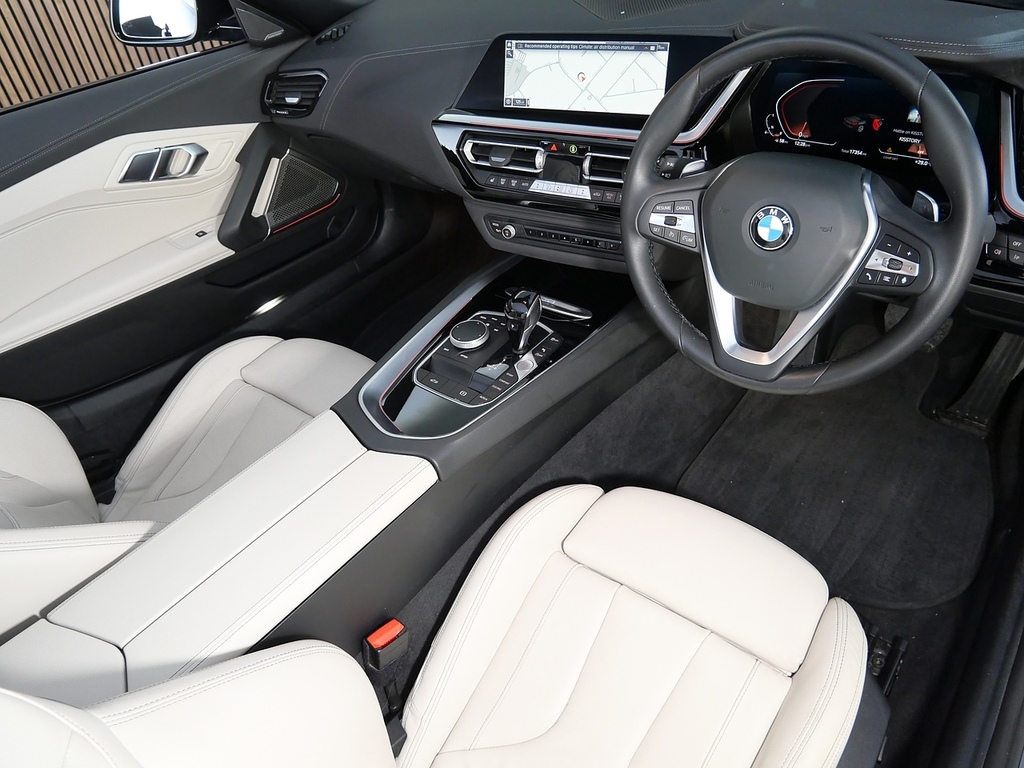 BMW Z4 2.0 20I Sport Convertible Sdrive E Black #3